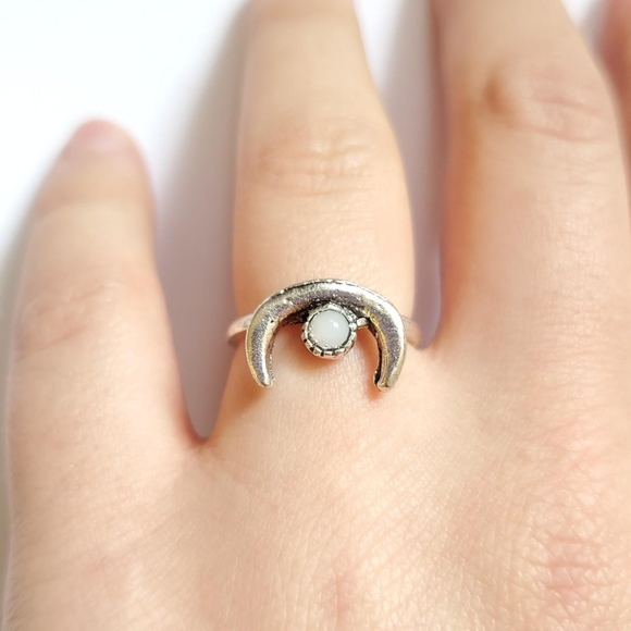 NWOT Silver Opal Southwestern Ring - Picture 2 of 7